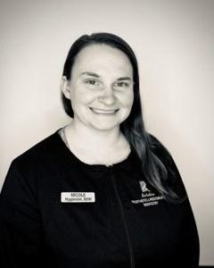 Nicole – Dental Hygienist